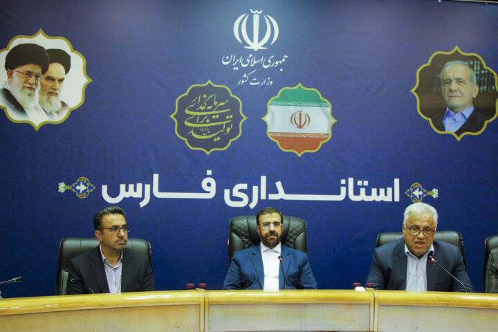 ساماندهی بازار اجاره و آغاز مجدد پرداخت تسهیلات نهضت ملی مسکن دراستان فارس جلسه شورای مسکن