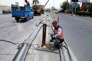 ببینید|گزارش تصویری از عملیات ایمن سازی و نصب نیوجرسی در آزادراه تهران کرج توسط اداره ایمنی راه ها