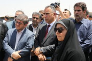 بینید | سفر وزیر راه و شهرسازی به خوزستان و بازدید از راه آهن شلمچه- بصره