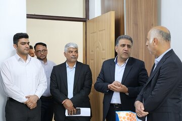 ببینید | بازدید رئیس سازمان مدیریت و برنامه‌ریزی استان از ساختمان های اداری اداره کل راه و شهرسازی خوزستان