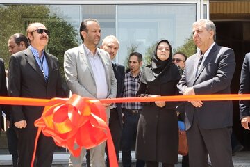 ببینید | ششمین کنفرانس ملی بتن خودتراکم با حضور معاون وزیر راه و شهرسازی و رییس مرکز تحقیقات راه، مسکن و شهرسازی در مشهد مقدس