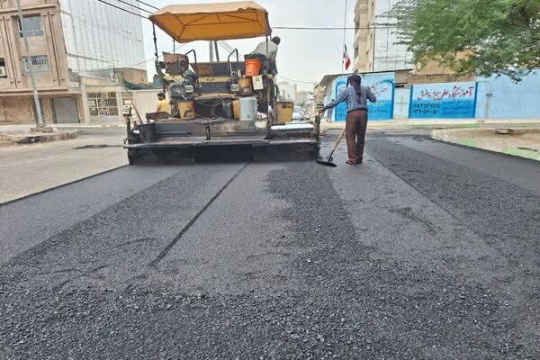 تخصیص بیش از ۱۷۰ تن قیر رایگان در قالب بازآفرینی شهری به شهرداری قروه درگزین قروه در گزین