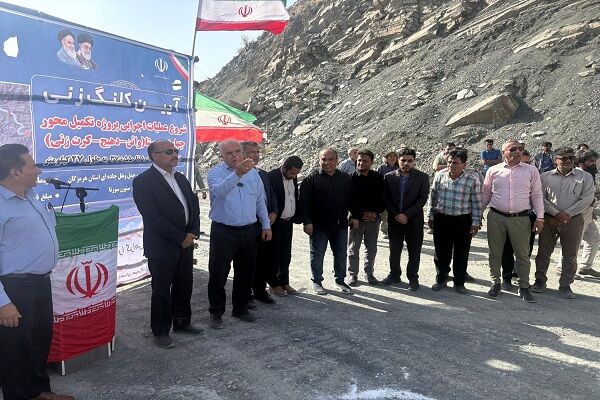 عملیات اجرایی تکمیل قطعه سوم محور ملکن – درنگ مدو – آخران و پروژه راهسازی محور وائن – دهیچ در هرمزگان آغاز شد 55