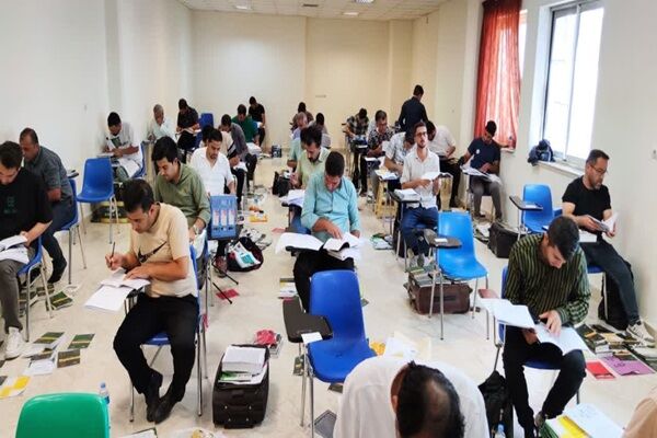 ببینید | برگزاری آزمون ورود به حرفه مهندسان، کاردانهای فنی ساختمان و معماران تجربی در خراسان شمالی
