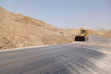 ساماندهی راه‌های روستایی و رفع نقاط حادثه‌خیز حوزه استحفاظی شهرستان کازرون