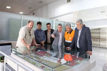 بازدید اروجعلی علیزاده معاون راهداری سازمان راهداری و حمل و نقل جاده ای با همراهی معاونت های راهداری و فنی و راه های روستائی اداره کل راهداری و حمل و نقل جاده ای آذربایجان غربی از پایانه مرزی تمرچین در راستای بررسی مسائل و مشکلات این پایانه مرزی جهت تردد زائرین اربعین حسینی(ع) برای چهارمین سال متوالی
