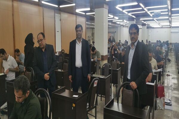 بازدید مدیر کل راه و شهرسازی استان بوشهر از آزمون نظام مهندسی