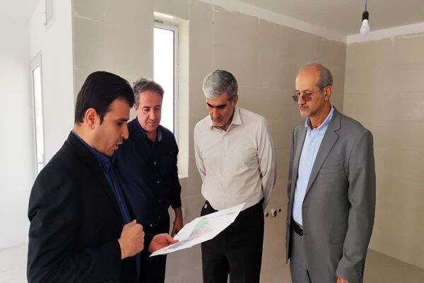 بازدید رئیس صندوق ملی مسکن کشور از طرح نهضت ملی مسکن شهرستان ماهدشت