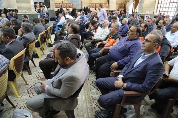 ببینید|حضور جمعی از کارکنان و معاونین اداره کل راهداری و حمل و نقل جاده‌ای استان البرز در مراسم بزرگداشت سی و ششمین سالروز ارتحال حضرت امام خمینی (ره) در کرج