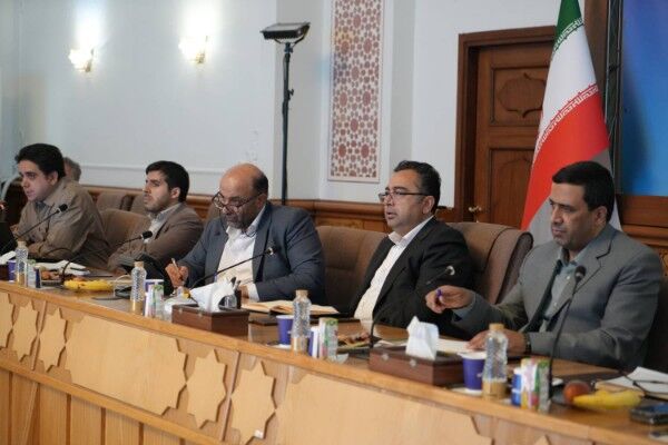 اتخاذ مکانیزمهای تشویقی برای بهینهسازی مصرف انرژی در ساختمانها جلسه
