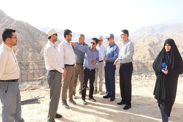 پیشرفت فیزیکی ۷۹ درصدی احداث باند دوم محور کنارتخته - دالکی قطعه الف در بوشهر بازدید معاون هماهنگی امور عمرانی استانداری بوشهر از باند دوم محور دالکی کنارتخته