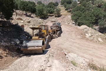 پیشرفت ۴۰ درصدی پروژه احداث پل شهرک شیرازی و ۳۵ درصدی احداث راه سرفاریاب مندان سواری شیخ هابیل