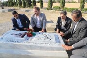 ببینید | دیدار مدیرکل راهداری و حمل‌و‌نقل جاده‌ای استان اصفهان با خانواده‌های رانندگان جان‌باخته ناوگان حمل‌ونقل کالای استان در حادثه دلخراش بندرعباس