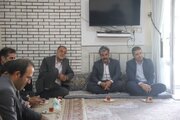 ببینید | دیدار مدیرکل راهداری و حمل‌و‌نقل جاده‌ای استان اصفهان با خانواده‌های رانندگان جان‌باخته ناوگان حمل‌ونقل کالای استان در حادثه دلخراش بندرعباس
