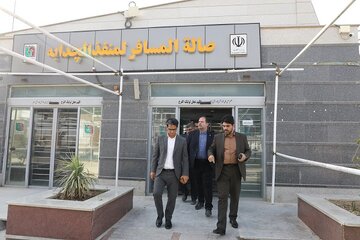 ببینید | بازدید سرپرست دفتر بازرسی، مدیریت عملکرد و حقوق شهروندان وزارت راه و شهرسازی از پایانه های مرزی شلمچه و چزابه در خوزستان
