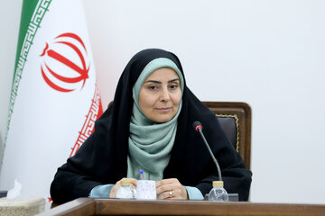 فرزانه صادق وزیر راه و شهرسازی
