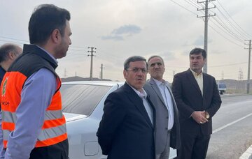 بررسی میدانی مشکلات راه‌های رباط کریم و بهارستان با حضور مدیرکل راهداری و نماینده مجلس