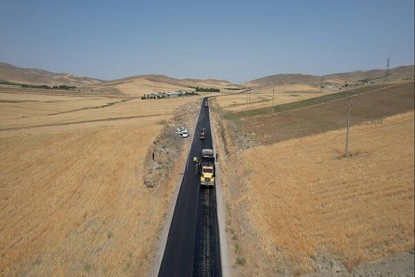 ویدئو |عملیات بهسازی و روکش آسفالت محور فرسفج _ سیدشهاب از توابع شهرستان تویسرکان ویدئو |عملیات بهسازی و روکش آسفالت محور فرسفج _ سیدشهاب از توابع شهرستان تویسرکان