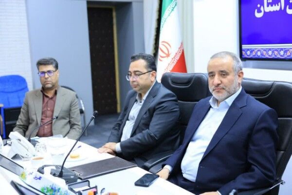 رفع موانع انجام تعهدات پیمانکاران برای تسریع در اجرای پروژههای مسکن خراسانجنوبی/ ضرورت همراهی بانکها در پرداخت تسهیلات جلسه