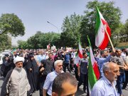 ببینید | برپایی ایستگاه پذیرایی از راهپیمایان جمعه خشم و نصر توسط ادارهکل راهداری و حملونقل جادهای استان اصفهان