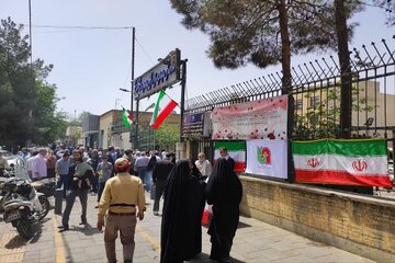 برپایی ایستگاه پذیرایی از راهپیمایان جمعه خشم و نصر توسط اداره‌کل راهداری و حمل‌ونقل جاده‌ای استان اصفهان