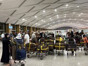 ببینید | بازگشت حجاج به وطن در فرودگاه مشهد