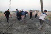 ببینید| بازدید استاندار خوزستان و جمعی از مسئولان استانی و شهرستان باوی از پل عنافچه بر روی رودخانه کارون