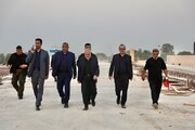 ببینید| بازدید استاندار خوزستان و جمعی از مسئولان استانی و شهرستان باوی از پل عنافچه بر روی رودخانه کارون