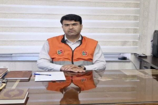 آسفالت ریزی مسیر محوری ساری درق-آخماد از توابع بخش آبش احمد شهرستان کلیبر در آذربایجان شرقی موحد