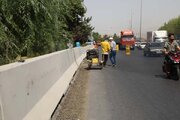 ببینید|ادامه عملیات ایمن سازی و نصب نیوجرسی در حاشیه آزادراه کرج قزوین محدوده مهرشهر