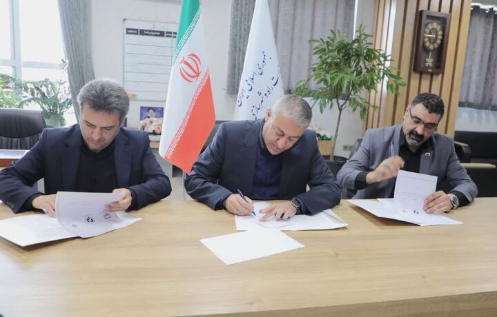 امضای تفاهم نامه سه جانبه بین راه و شهرسازی، نظام مهندسی و بنیاد مسکن