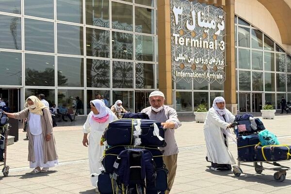 فرودگاه مشهد رکورددار بازگشت حجاج