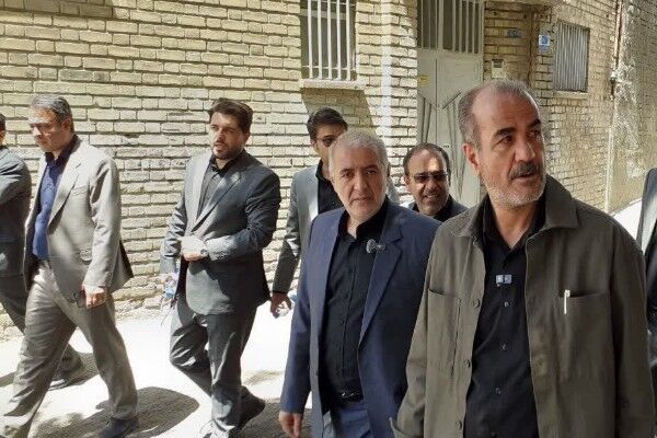 بخشی از منابع شرکت بازآفرینی برای ساماندهی بافت تاریخی بروجرد تخصیص مییابد بازدید