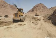 انجام تسطیح و شانه سازی در  راههای روستایی خراسان جنوبی
