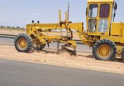 انجام تسطیح و شانه سازی در  راههای روستایی خراسان جنوبی