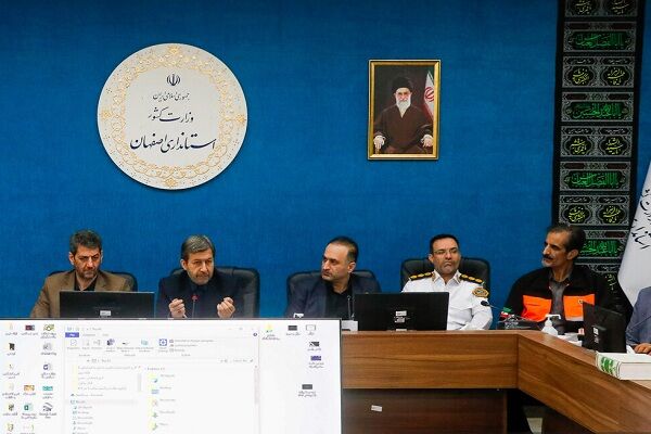 تقدیر از اداره‌کل راهداری و حمل‌ونقل جاده‌ای استان اصفهان در شورای راهبری ترافیک استان