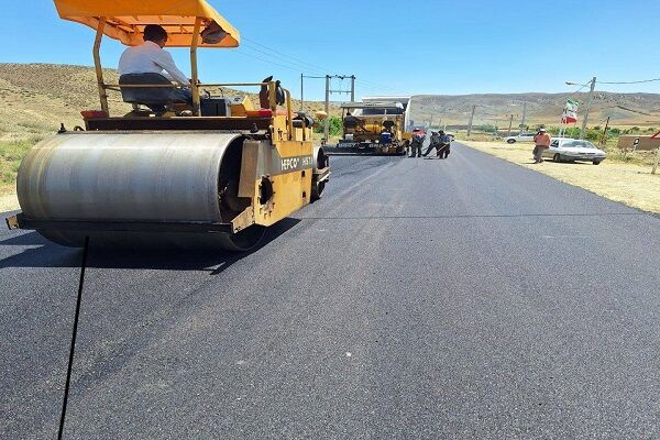 روکش آسفالت تقویتی و حفاظتی در ۲۲ کیلومتر از محورهای اصلی خراسان شمالی