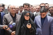 ببینید| آغاز عملیات ریل‌گذاری راه‌آهن مبارکه-سفیددشت-شهرکرد با فرمان وزیر راه و شهرسازی