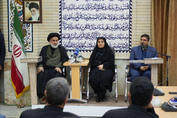 تلاش می‌کنیم ریل‌گذاری راه‌آهن شهرکرد- سفیددشت- مبارکه- اصفهان به سرانجام برسد