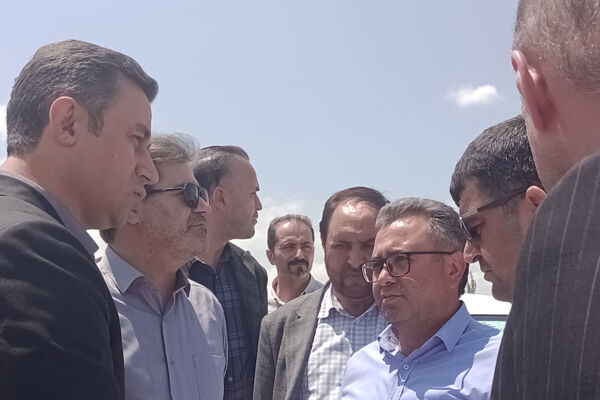 ببینید: بازدید مشترک میدانی معاون امور عمرانی استاندار اردبیل و جمعی از مدیران دستگاه‌های خدمات‌رسان از پروژه‌های آماده‌سازی و زیرساخت شهرک شهید سلیمانی اردبیل