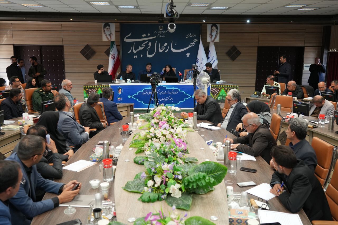 ضرورت وجود تناسب بین جمعیت و بارگزاری در شهرکرد/ تاکید بر تکمیل خدمات روبنایی و زیربنایی 