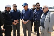 ببینید| بازدید مجتبی یوسفی، نماینده اهواز، کارون، باوی و حمیدیه در مجلس به مدیرکل راه و شهرسازی خوزستان و جمعی از مسئولان از پروژه های راهسازی اهواز
