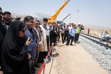 ببینید | سفر وزیر راه و شهرسازی به استان چهارمحال و بختیاری