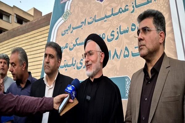 ببینید | آیین آغاز عملیات اجرایی آماده‌سازی معابر مسکن مهر سایت ۱۸ و نیم هکتاری بلیتی شوشتر