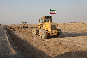 ببینید | آیین آغاز عملیات اجرایی اجرایی ۱۲ کیلومتر از باند دوم محور ماهشهر- رامشیر با حضور استاندار و نمایندگان خوزستان در مجلس