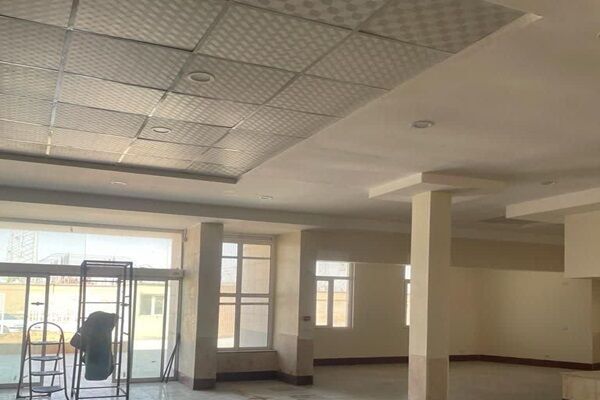 ببینید | بازدید مدیرکل راه و شهرسازی خوزستان و نماینده اهواز از پروژه فرهنگسرای عین ۲ در اهواز