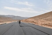 ببینید| عملیات آسفالت ریزی محور دامغان-دیباج(محدوده چشمه علی-کلاته رودبار)