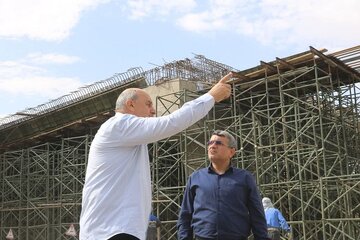 ببینید|بازدید مدیر کل راه و شهرسازی شرق استان سمنان (شاهرود)از ادامه پیشرفت فیزیکی پروژه تقاطع غیر همسطح مجن