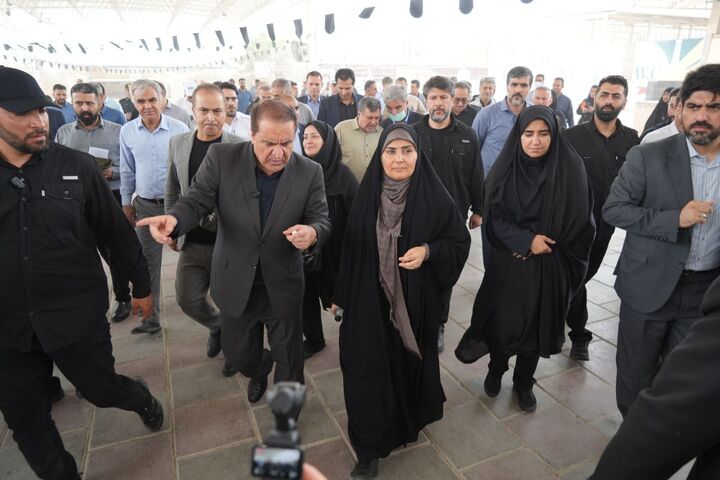 وزیر راه و شهرسازی از پایانه مرزی مهران بازدید کرد