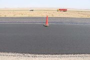 ببینید|اجرای عملیات لکه گیری و روکش آسفالت کمربندی اشتهارد